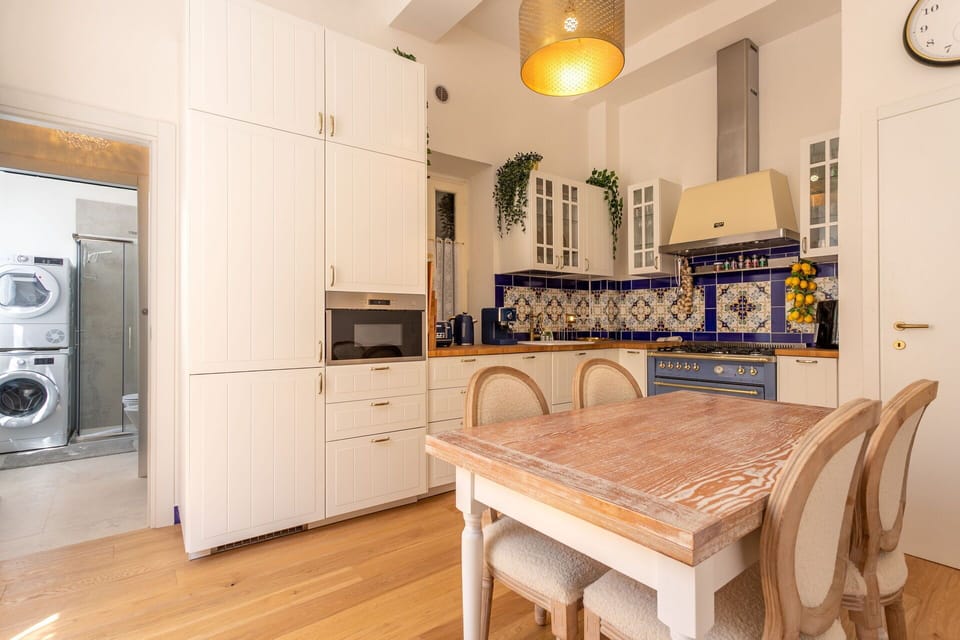 Dining Room, Kitchen