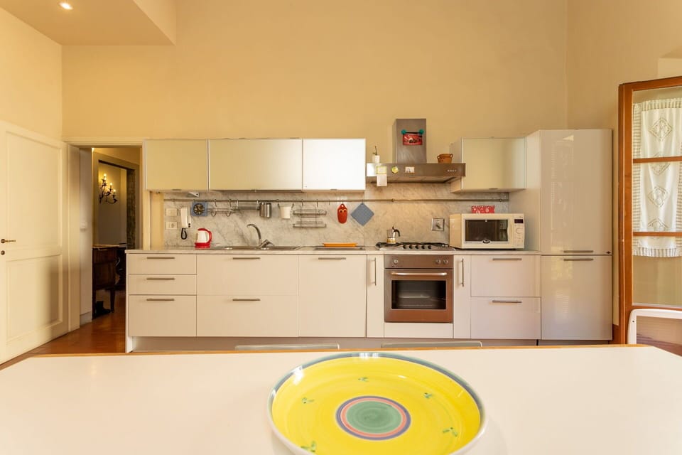 Dining Room, Kitchen