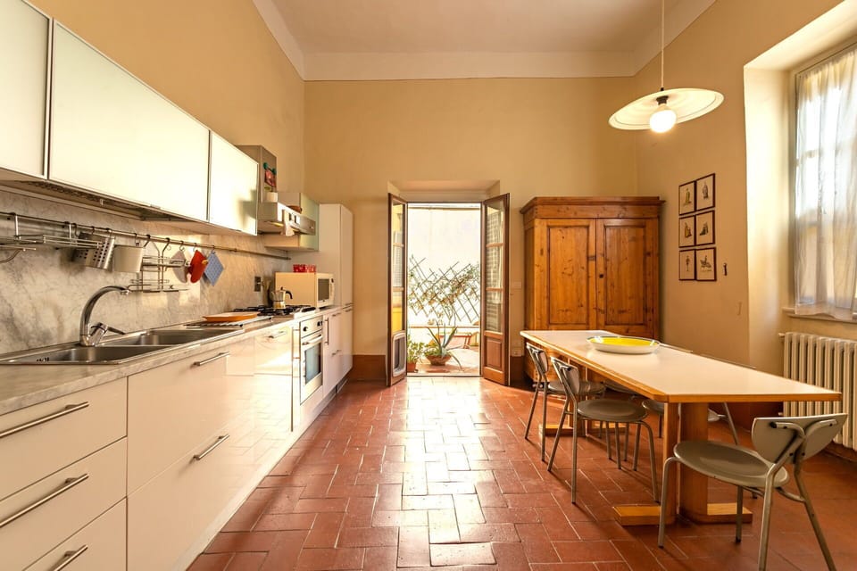 Dining Room, Kitchen