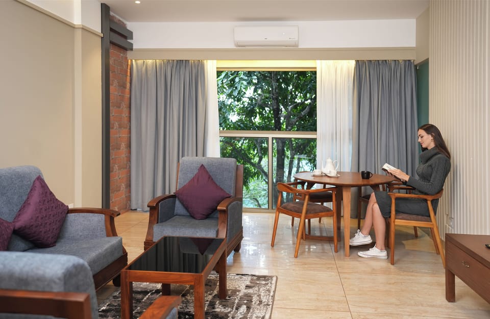 Luxury Double Room, Garden View | Soundproofing, free WiFi