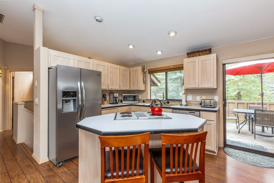 Kitchen - Main Level