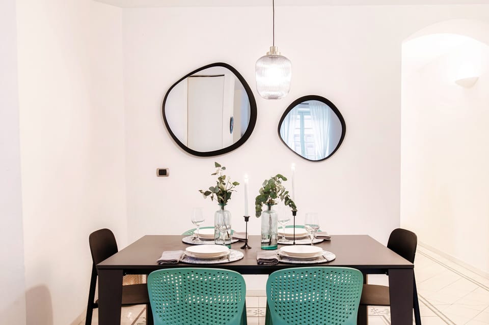 Apartment | Dining room