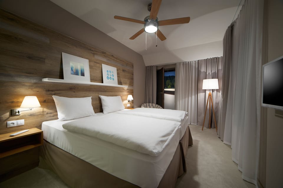 Superior Double Room, 1 King Bed, Balcony (1st floor) | Minibar, in-room safe, desk, soundproofing