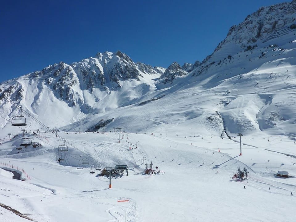 Snow and ski sports