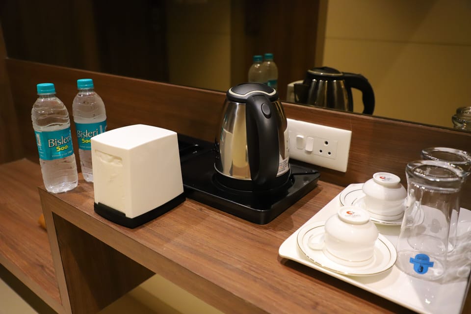 Deluxe Room | 1 bedroom, premium bedding, desk, WiFi (free)