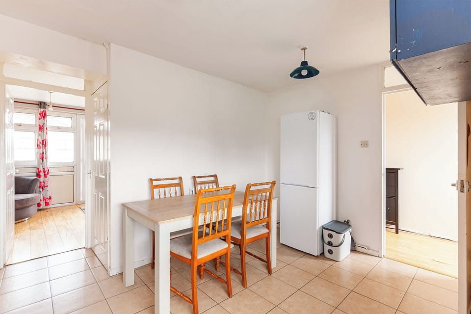 Apartment | Dining