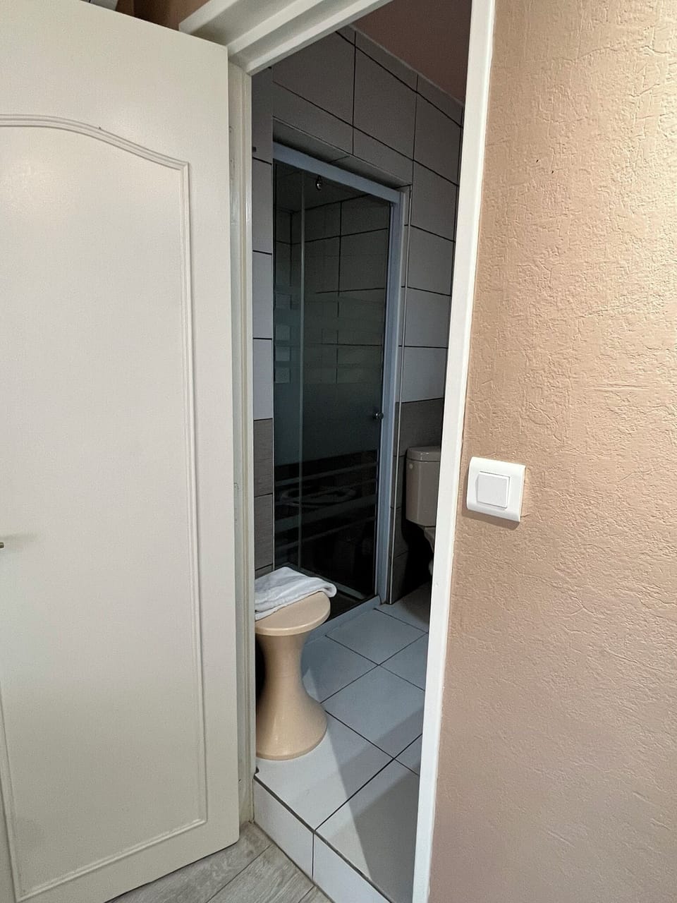 Hotel Les Arcades Hotel in Occitanie