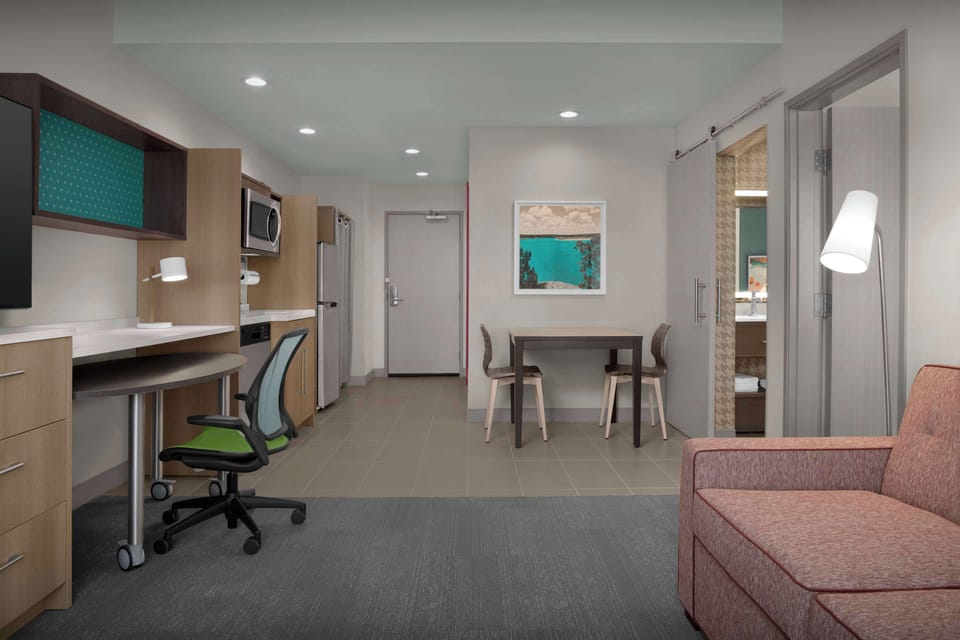 Studio Suite, 1 King Bed, Accessible (Hearing) | Private kitchen
