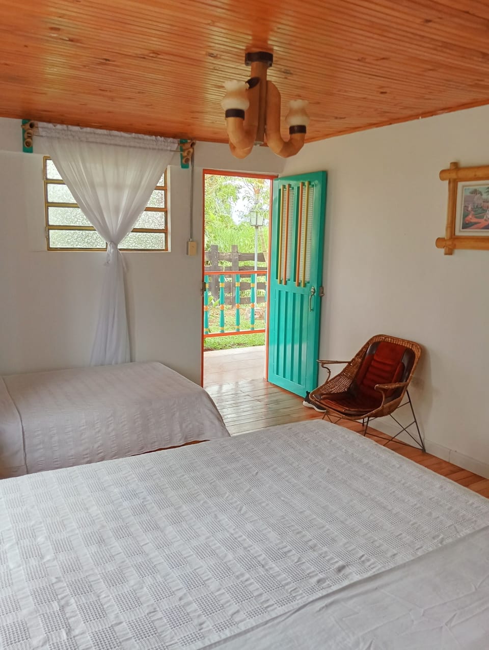 Deluxe Triple Room, Patio, Garden View | Individually decorated, individually furnished, bed sheets