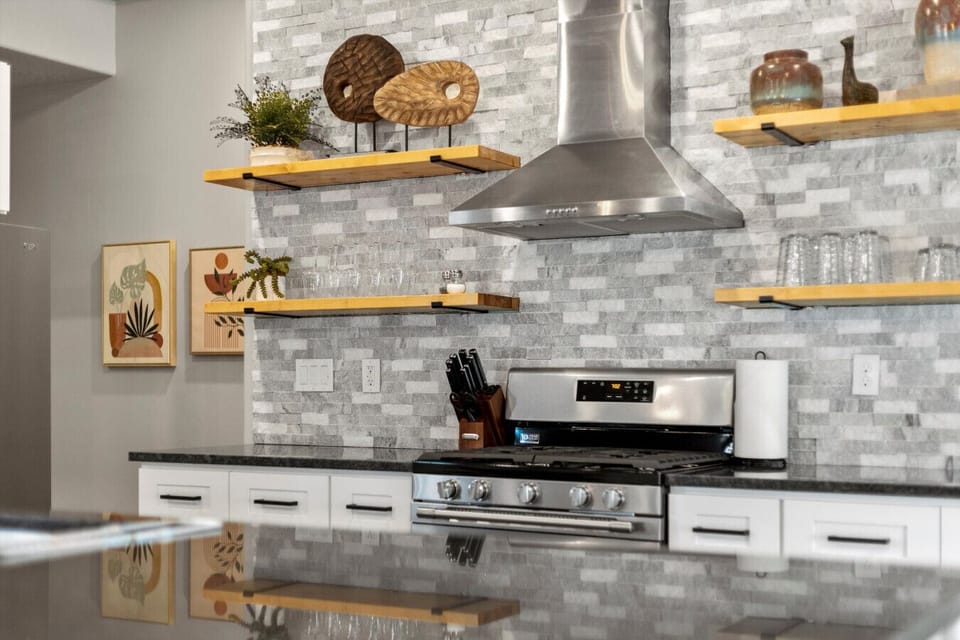 Oven with hood.