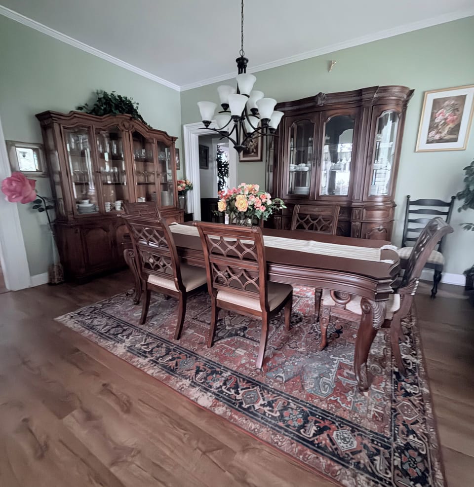 Formal dining room