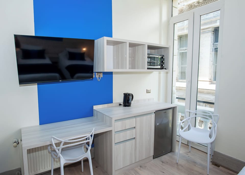 Standard Double Room, 1 Queen Bed | Desk, laptop workspace, iron/ironing board, free cribs/infant beds