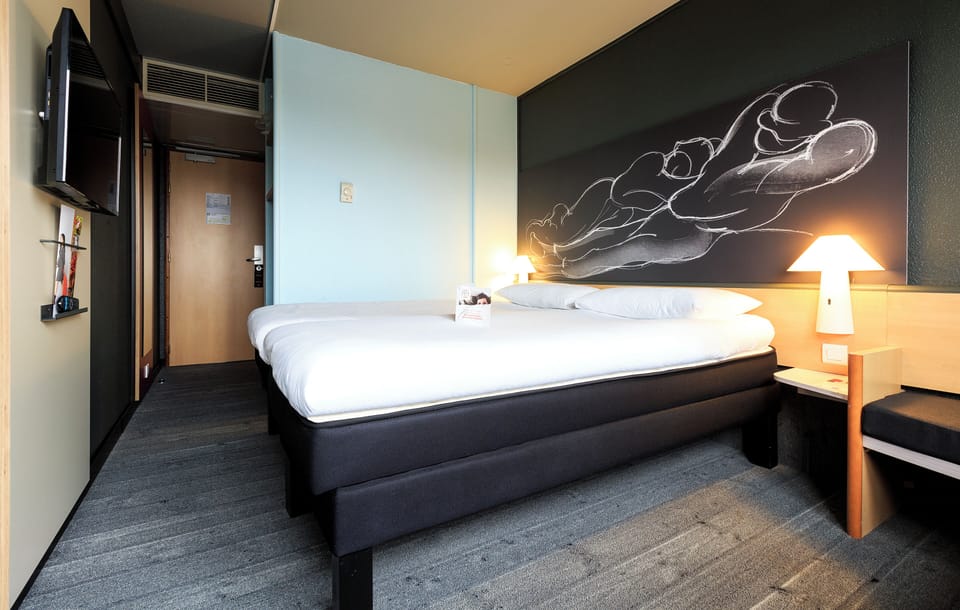 Standard Twin Room, 2 Twin Beds | Desk, soundproofing, iron/ironing board, free WiFi