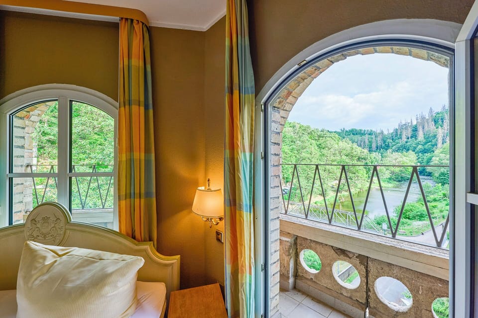 Double Room | Free WiFi, bed sheets