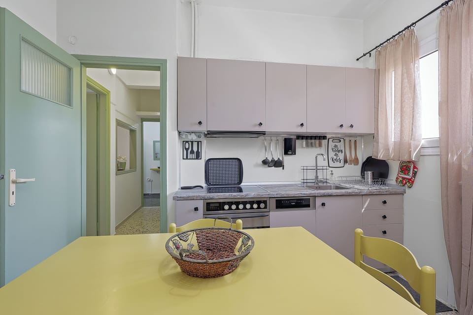 Premium Apartment, Kitchen, City View | Private kitchen | Full-size fridge, microwave, oven, dishwasher