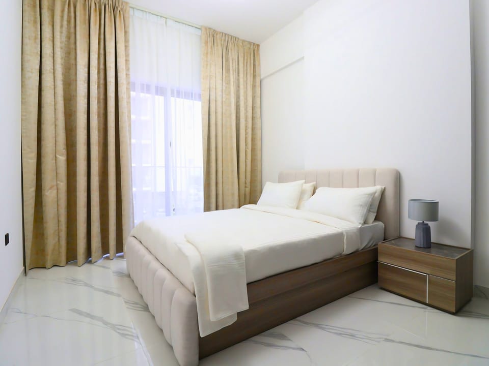 Luxury Apartment | 2 bedrooms, iron/ironing board, free WiFi