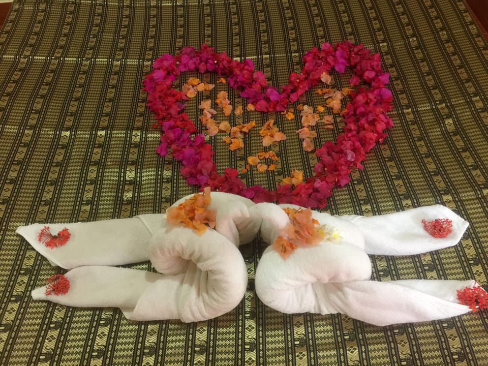 Standard Double Room | Desk, cribs/infant beds, rollaway beds, free WiFi