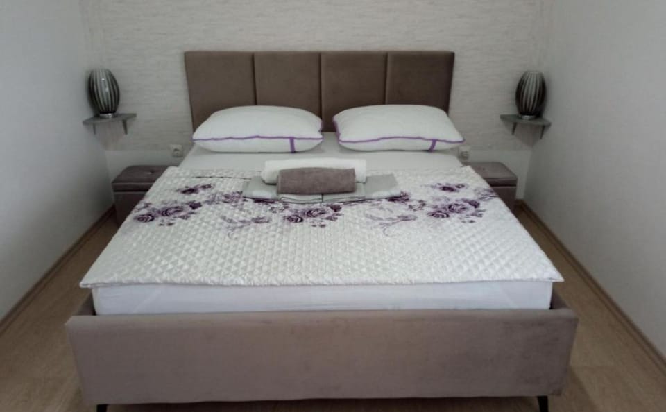 Villa (Villa Ava) | 5 bedrooms, free WiFi