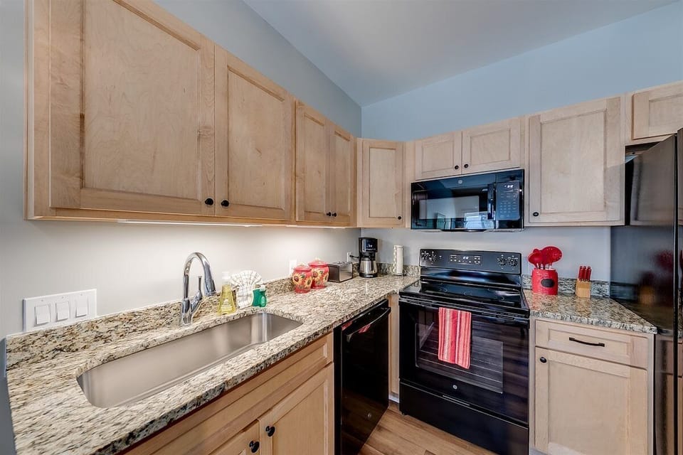 Fully equipped kitchen