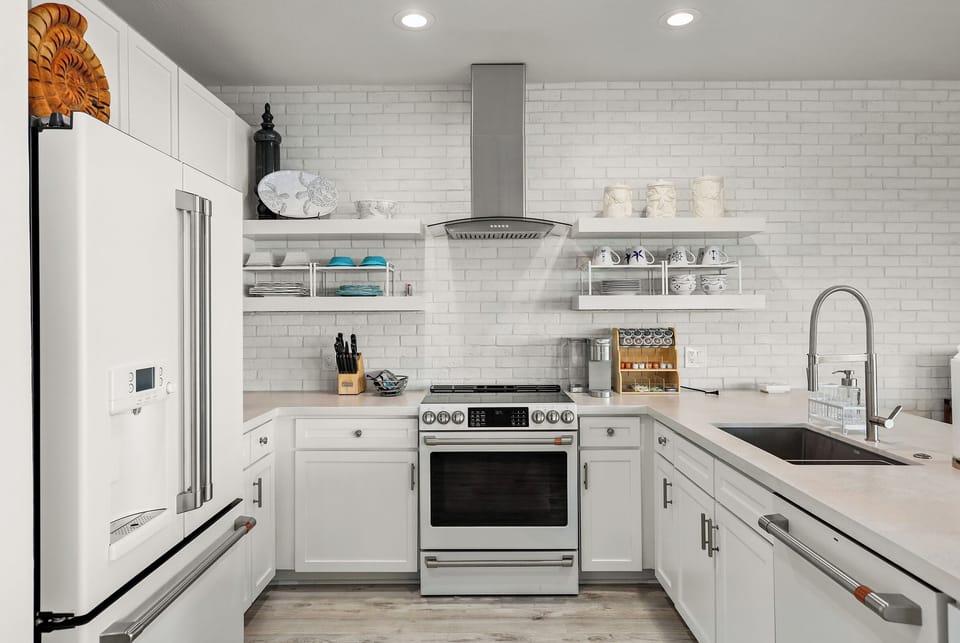 Fully equipped custom kitchen
