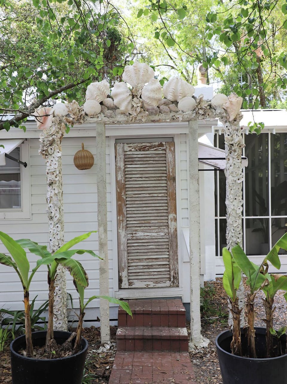 Shell encrusted doorway