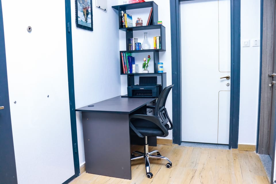 Concierge desk