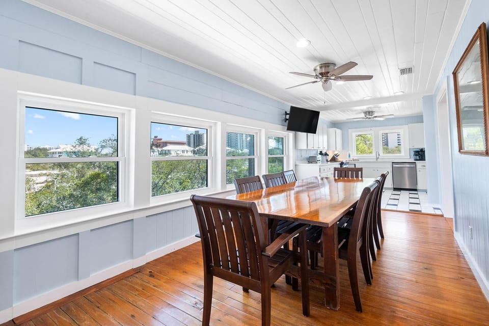 House, Multiple Beds (Cotton Bayou Fish Camp) | Dining