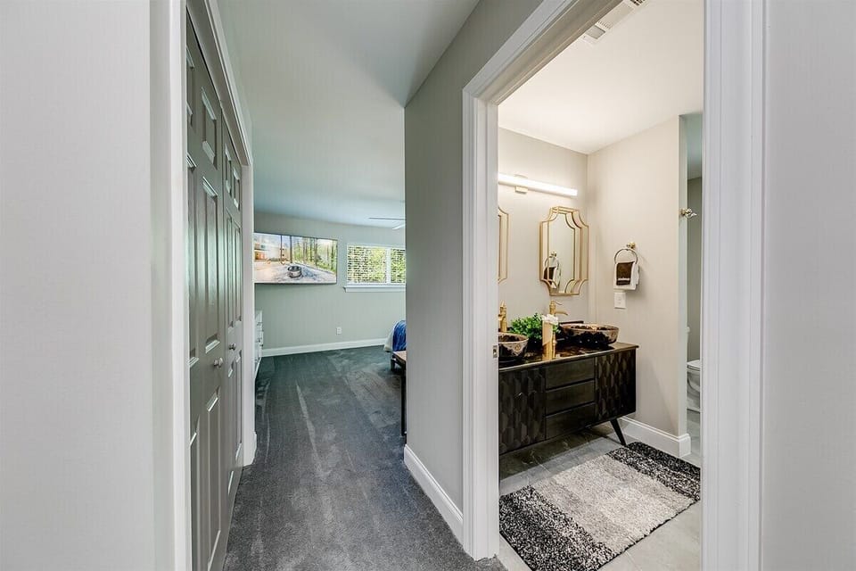 Upstairs Bathroom