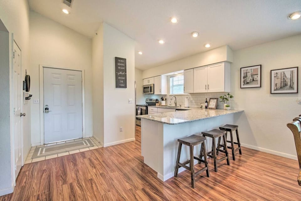 Breakfast Bar