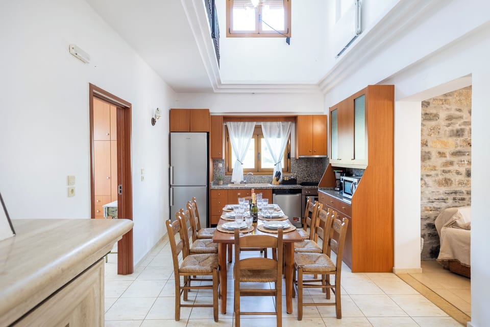 Comfort Villa, Garden View | Private kitchen | Toaster, blender, mixer, freezer