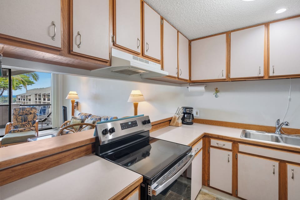 Fully Stocked Kitchen