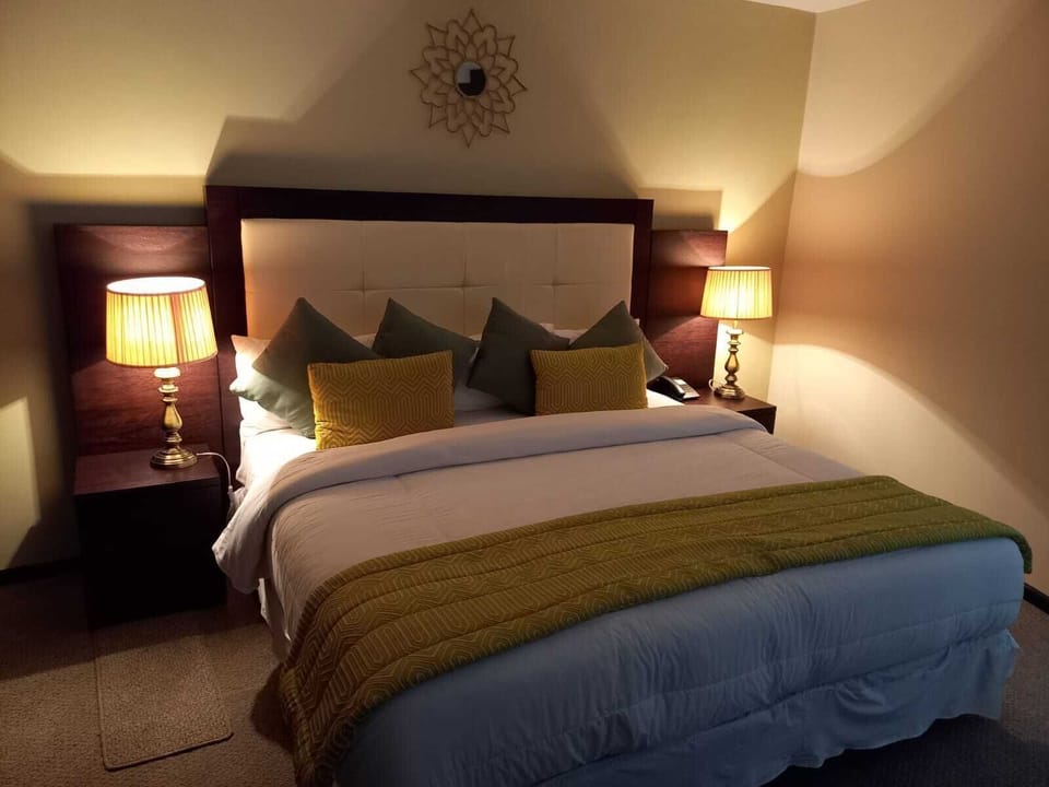 Superior Suite | Iron/ironing board, WiFi (free)