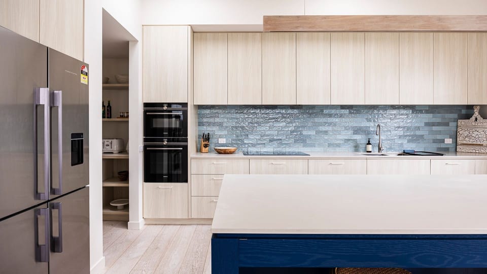 Stunning kitchen with butlers pantry 