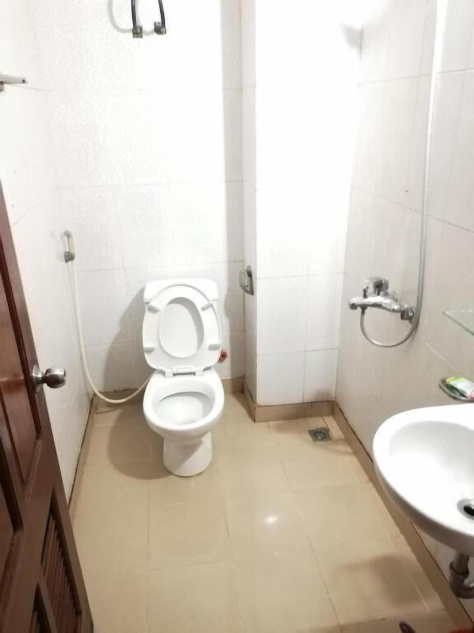 Standard Room | Bathroom