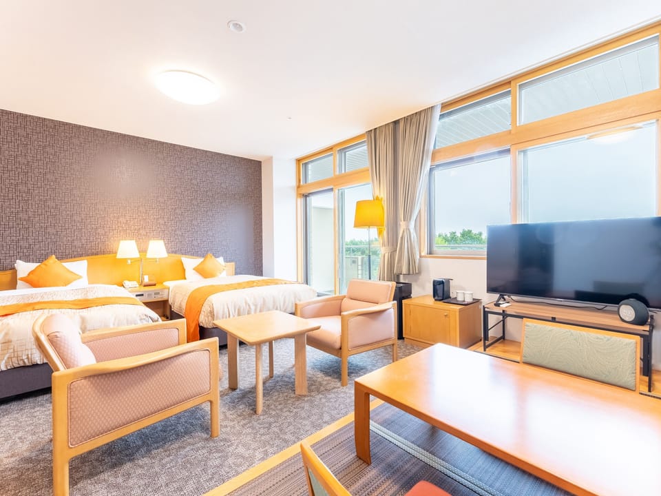Western Modern Japanese-Western Room (52 sqm) | In-room safe, WiFi (free), bed sheets
