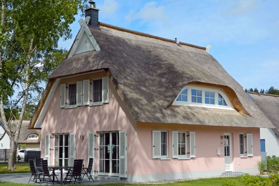 Holiday Home Exterior [summer]