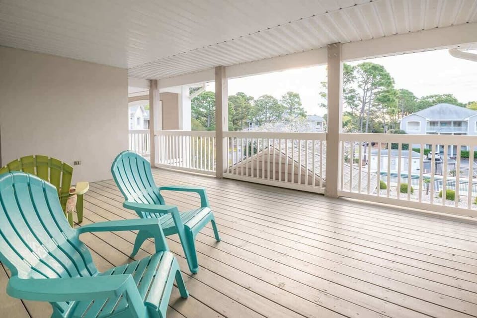 Seating at Private Entrance