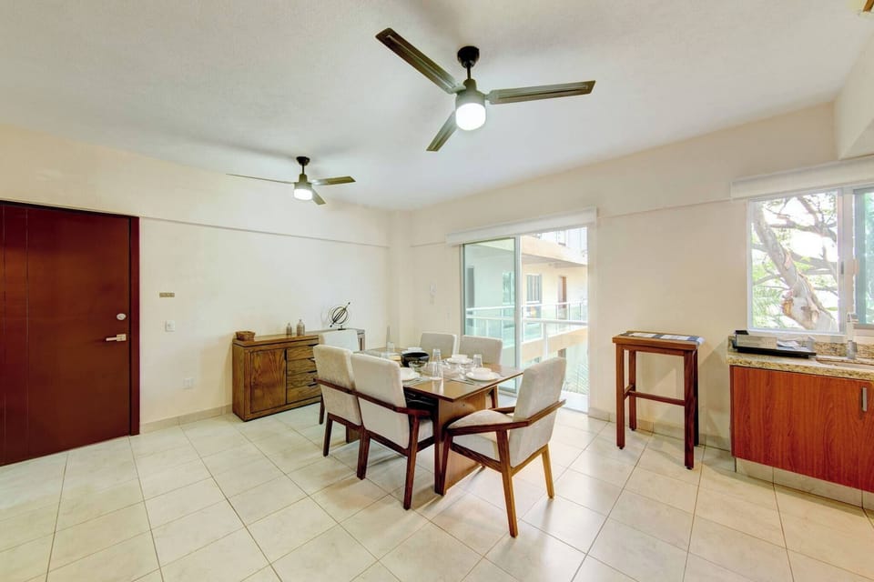 Apartment, 2 Bedrooms, Balcony, Garden View | Interior