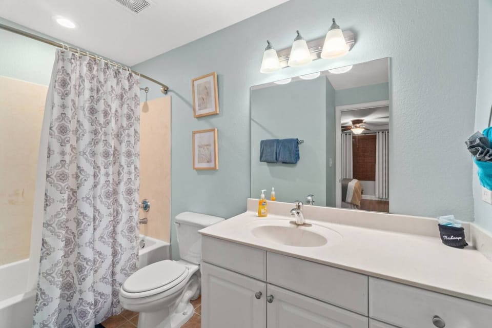 2nd bathroom