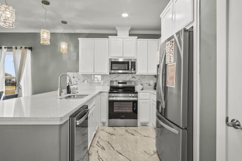 “Fully Equipped for Coastal Cooking – Your beachside kitchen awaits!”