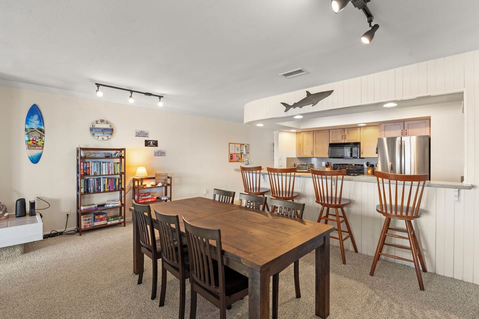 DS302: The Sandbar | Dining Area