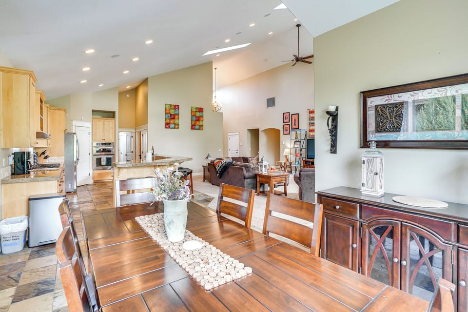 House (3 Bedrooms) | Interior