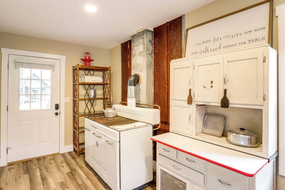 House (2 Bedrooms) | Interior