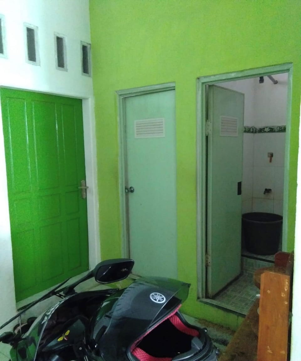 Deluxe Double Room | Bathroom | Shower, bidet