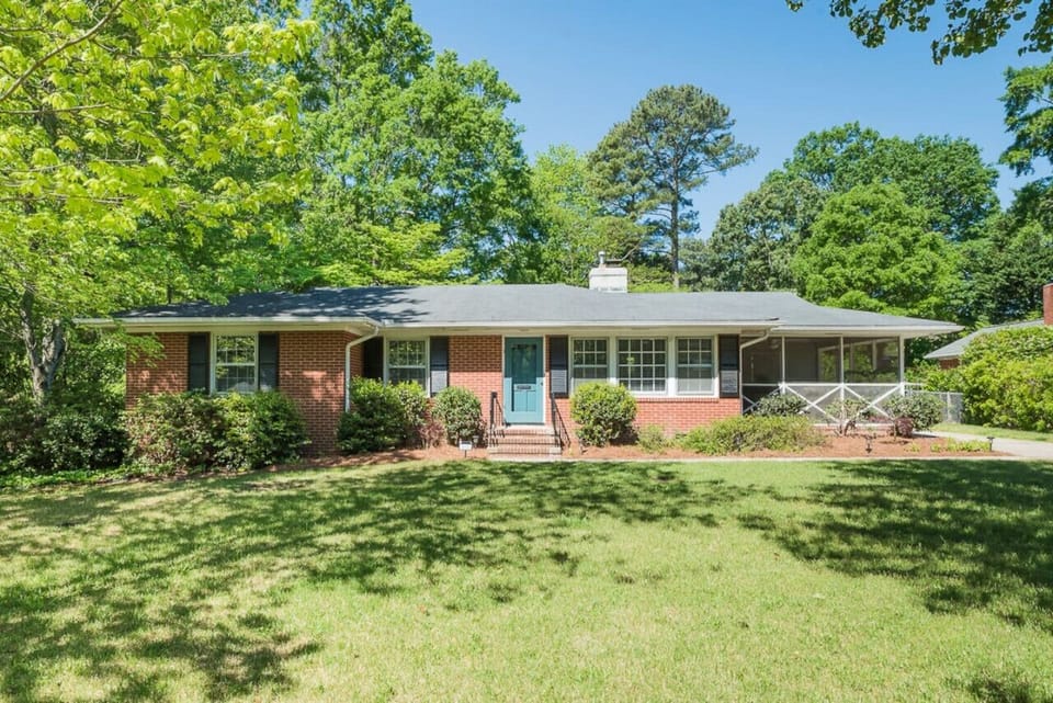 You`ll love long walks in our tranquil neighborhood. Bonus- Cary`s beautiful new park is walkable too!