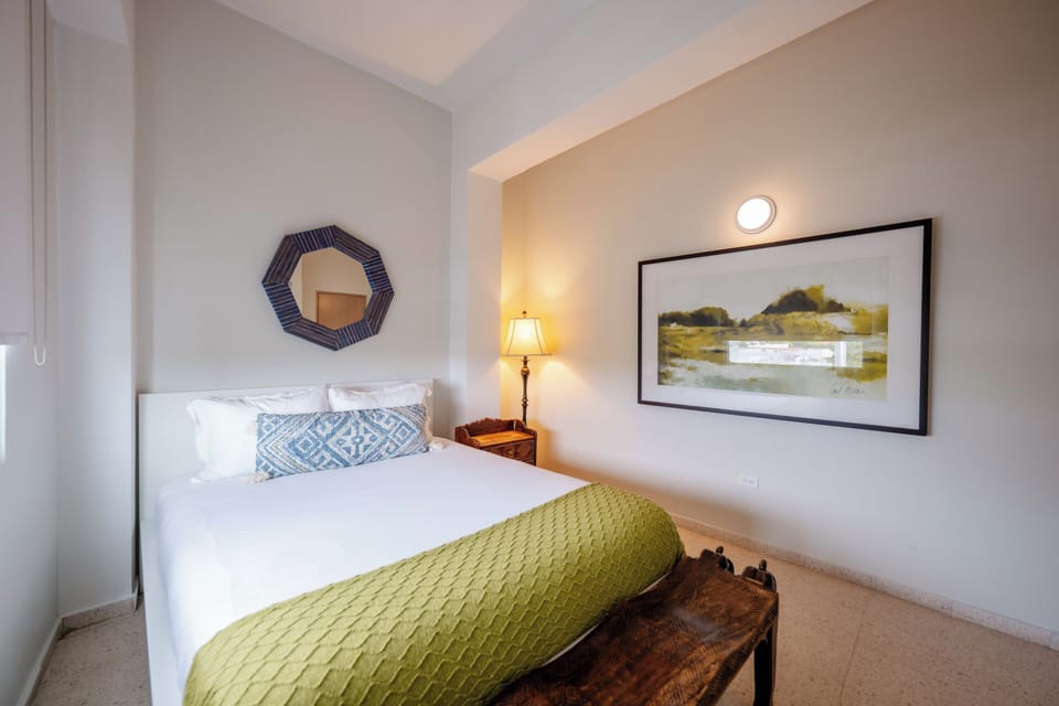 Bedroom #1 (2)