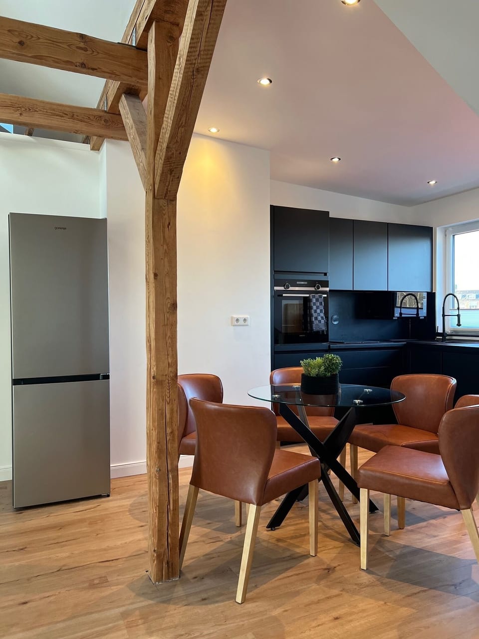 City Condo, Park View | In-room dining
