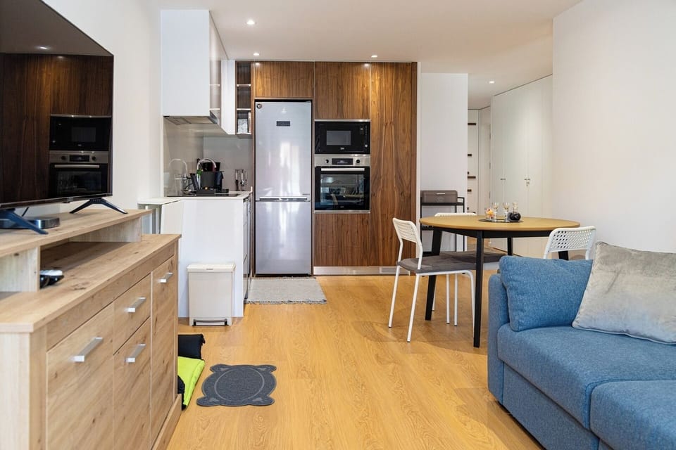 Sala de Estar c/ Cozinha/Living Room with Kitchen