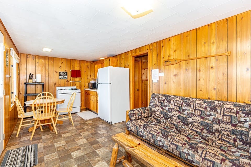 Cabin 3 (14)