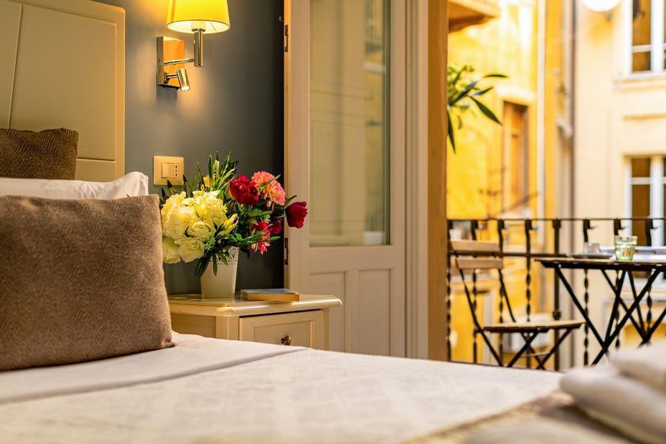 Comfort Double Room, 1 Bedroom, Refrigerator & Microwave, City View | Terrace/patio